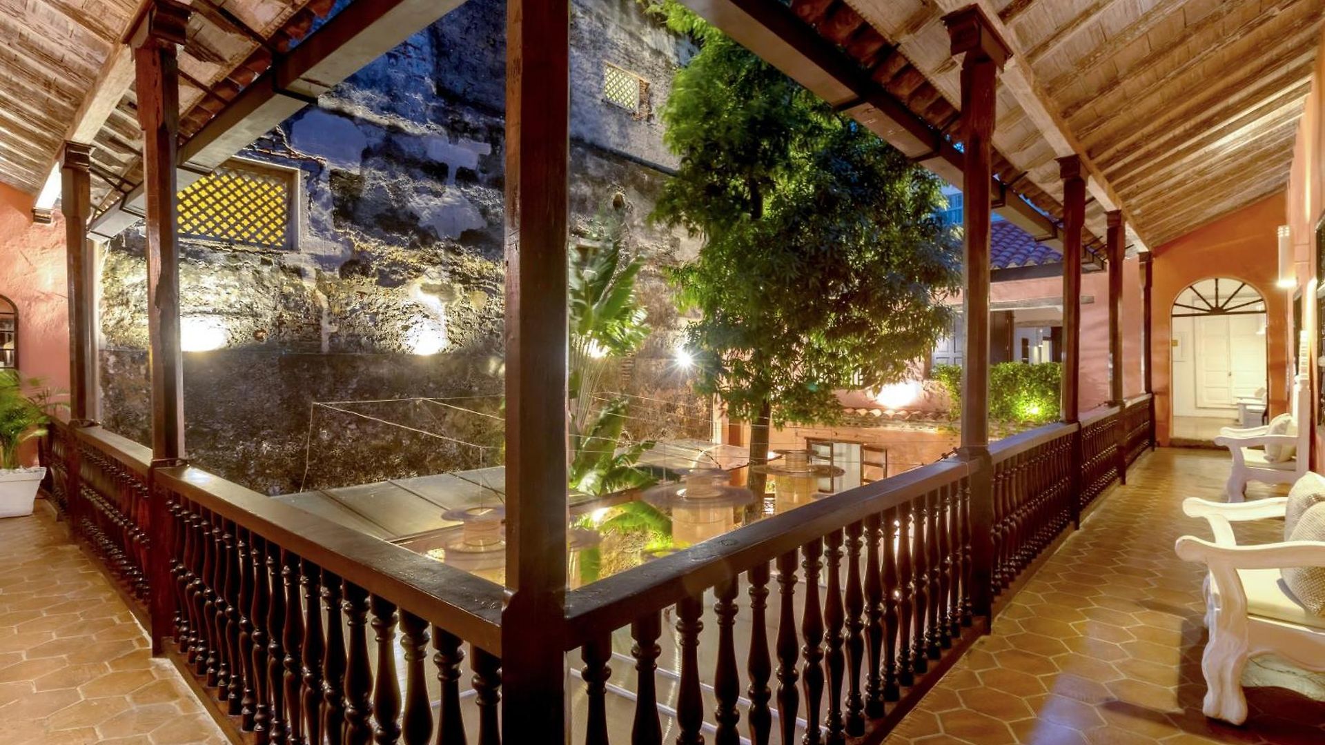 Hotel El Marques Boutique By Geh 5*