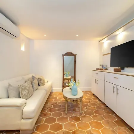 El Marques Boutique By Geh Hotel