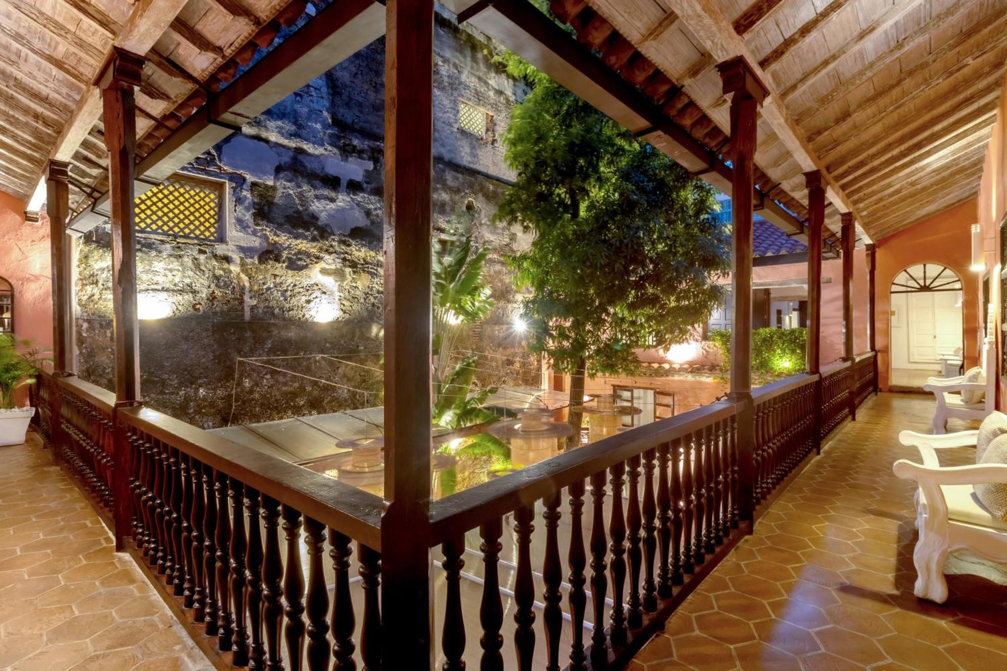 Hotel El Marques Boutique By Geh 5*